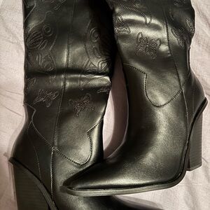 Women's Black Western-Style Heeled Leather Boots